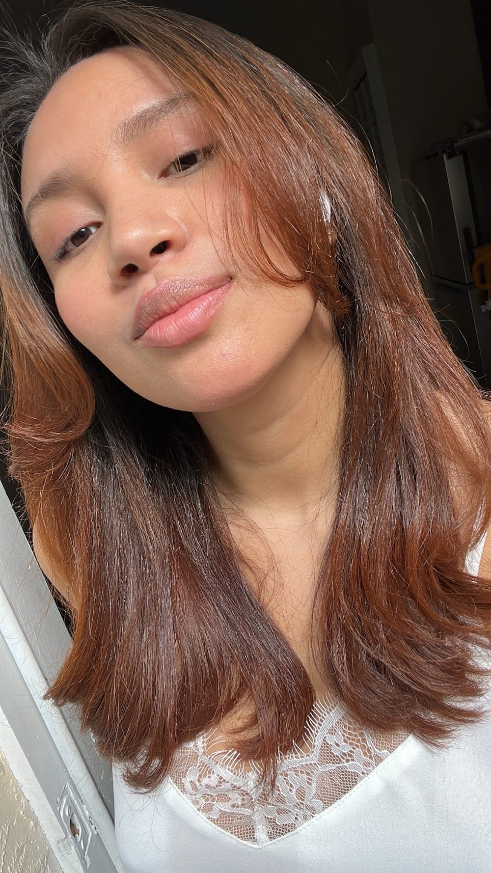 Copper gloss color on long, smooth layers